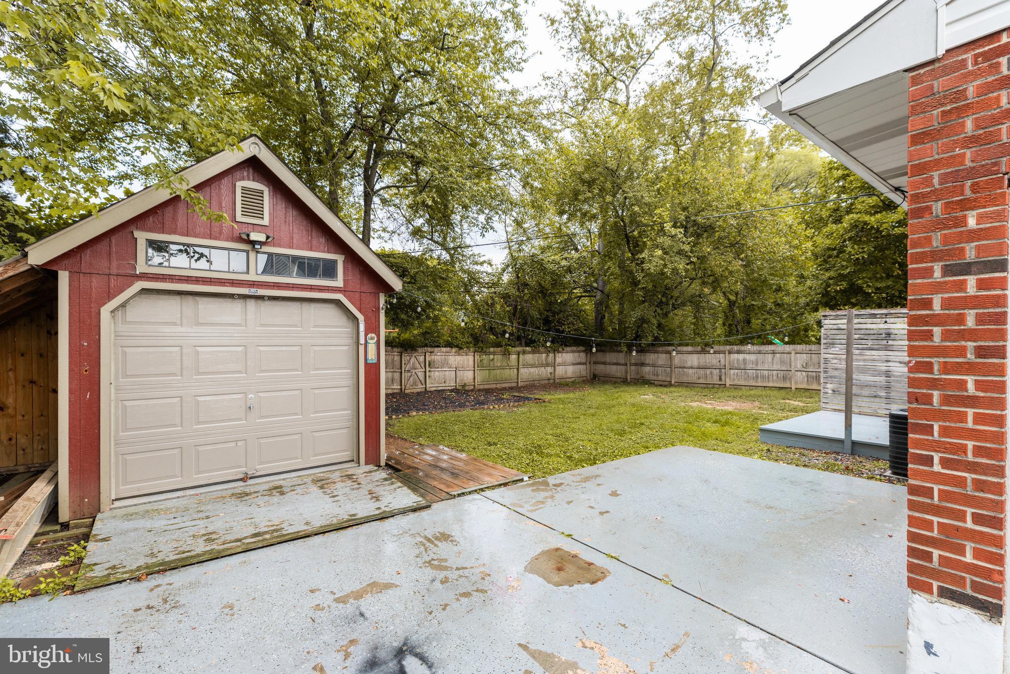 37 Millbrook Road Newark, DE 19713 - Photo 44 of 49 a view of backyard of house