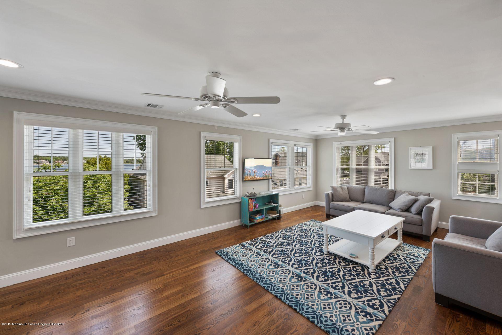 805 Bradley Road Point Pleasant, NJ 08742 - Photo 25 of 43 20