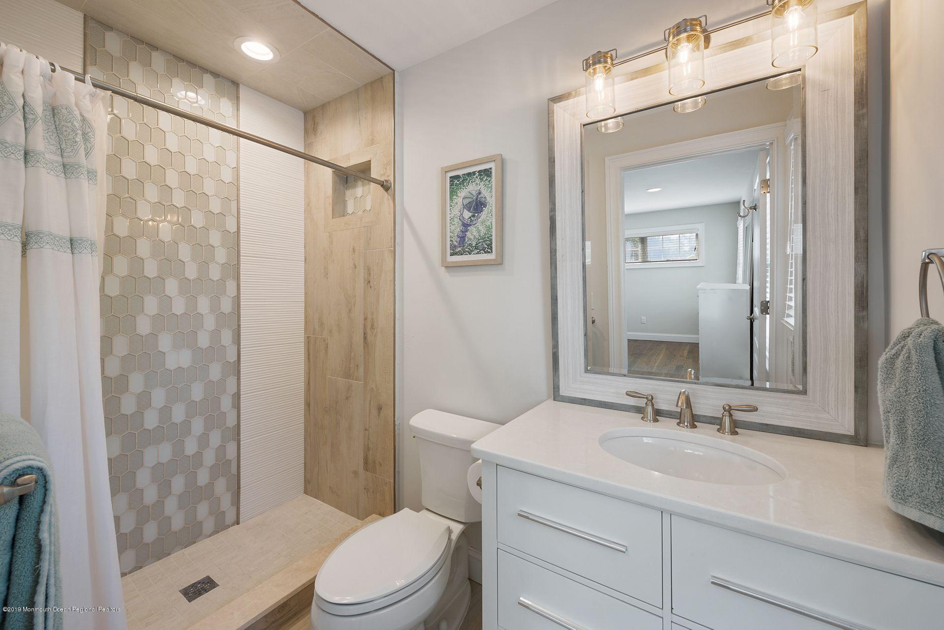 805 Bradley Road Point Pleasant, NJ 08742 - Photo 28 of 43 15