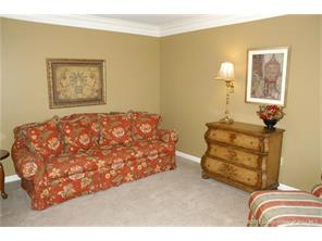 6028 Springcrest Drive Georgetown, IN 47122 - Photo 4 of 48