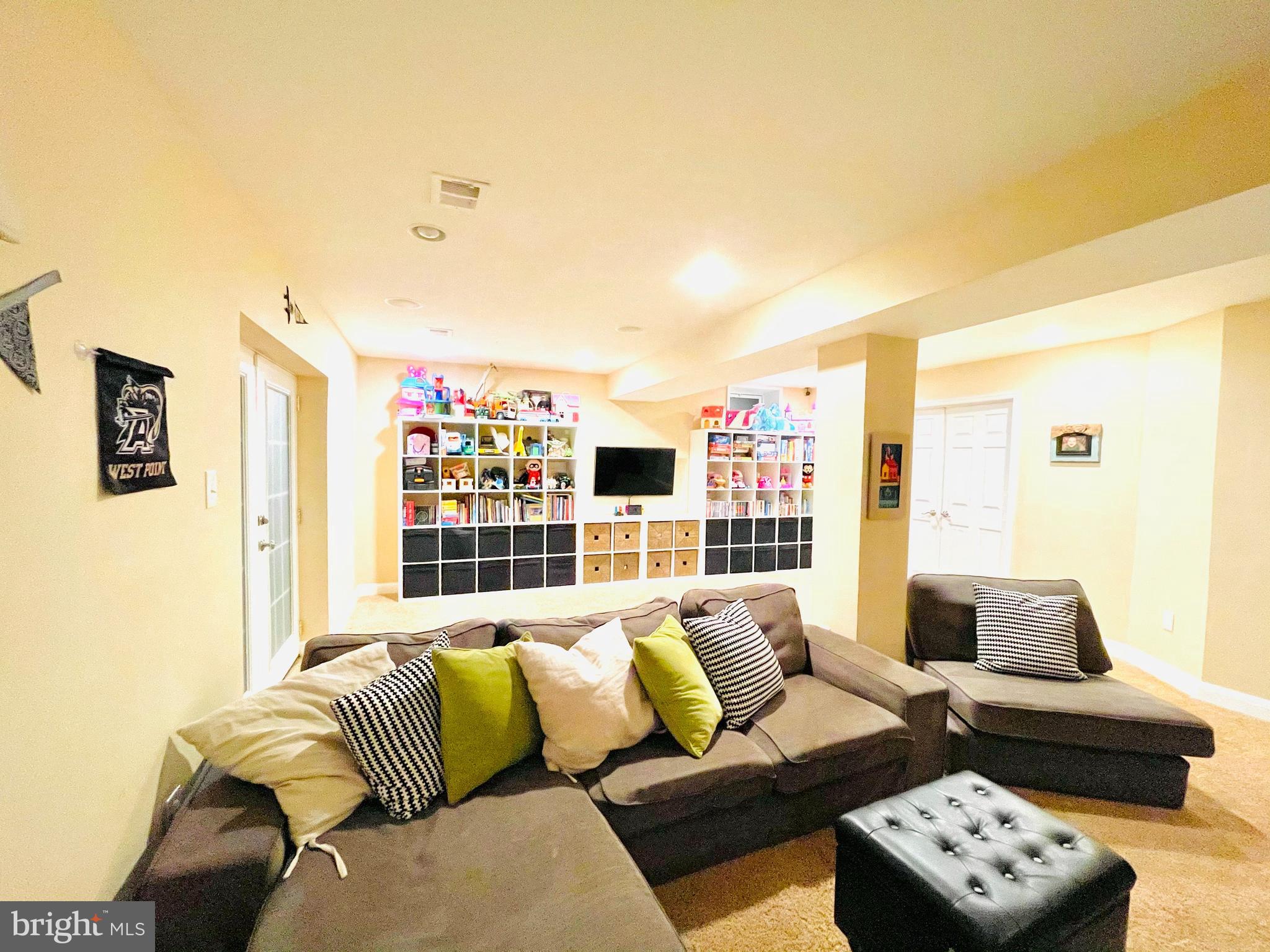 9808 Natick Road, Unit 3 Burke, VA 22015 - Photo 17 of 53 Gallery Image 17