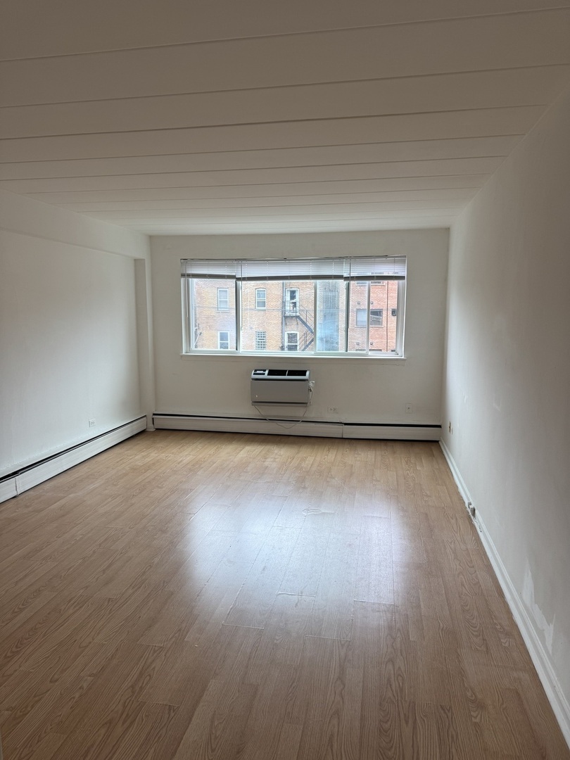 5906 North Sheridan Road, Unit 4F Chicago, IL 60660 - Photo 4 of 15