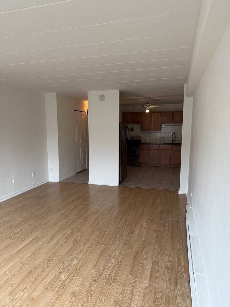 5906 North Sheridan Road, Unit 4F Chicago, IL 60660 - Photo 6 of 15
