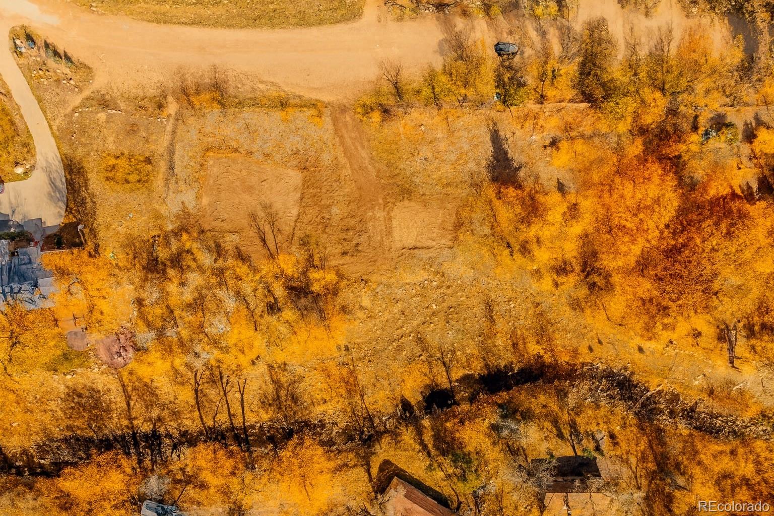a view of residential houses