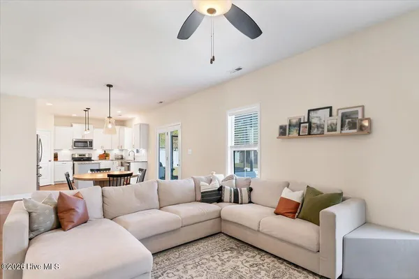 $2,600 | 1800 Deerberry Court, Aberdeen, NC 28315