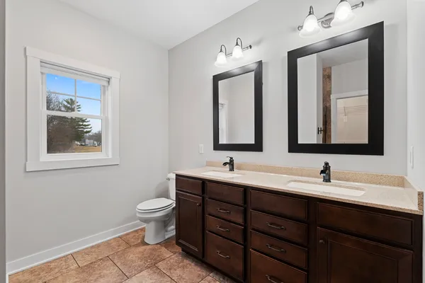 $459,900 | 3504 Shadow Wood Court, Milan, IL 61264