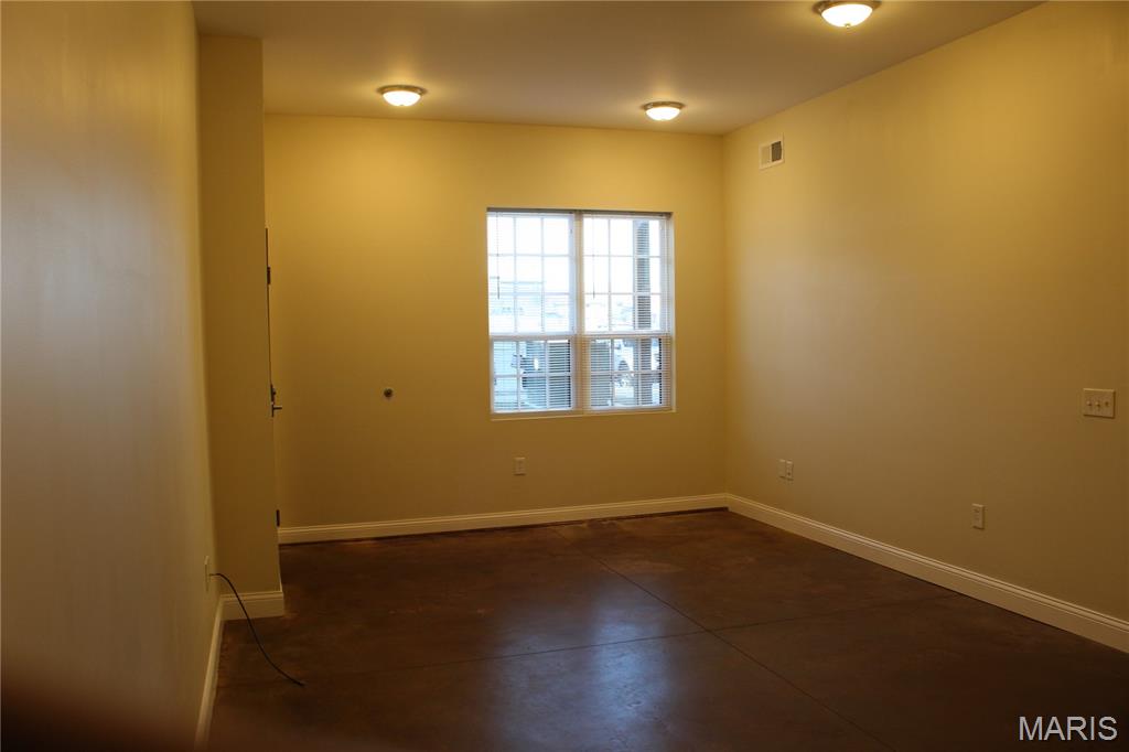 257 South Florissant Road, Unit 107 Ferguson, MO 63135 - Photo 11 of 12