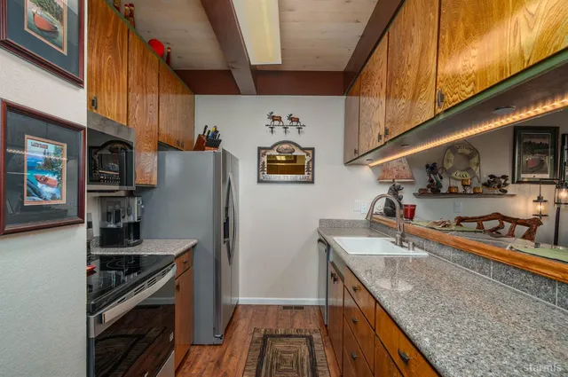 $689,000 | 2031 Venice Drive, Unit 322, South Lake Tahoe, CA 96150
