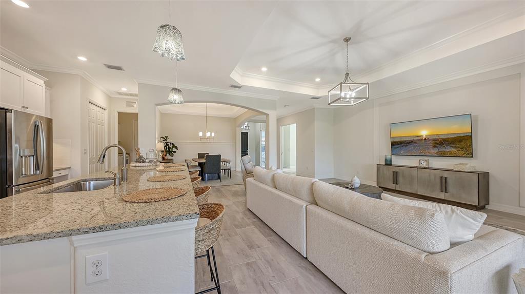 12115 Perennial Place Lakewood Ranch, FL 34211 - Photo 11 of 55