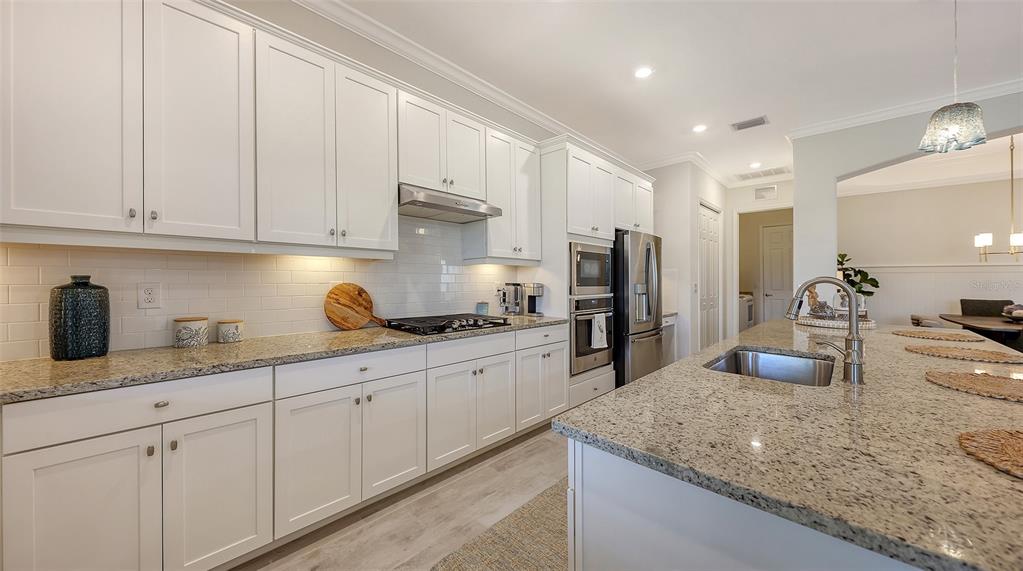 12115 Perennial Place Lakewood Ranch, FL 34211 - Photo 14 of 55