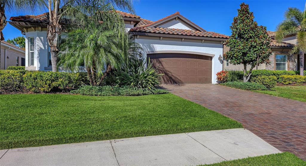 12115 Perennial Place Lakewood Ranch, FL 34211 - Photo 2 of 55