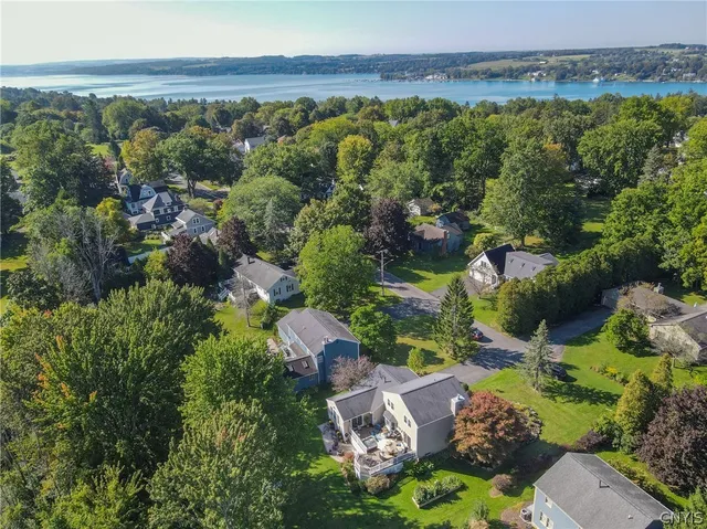 $875,000 | 18 Goodspeed Place, Skaneateles, NY 13152