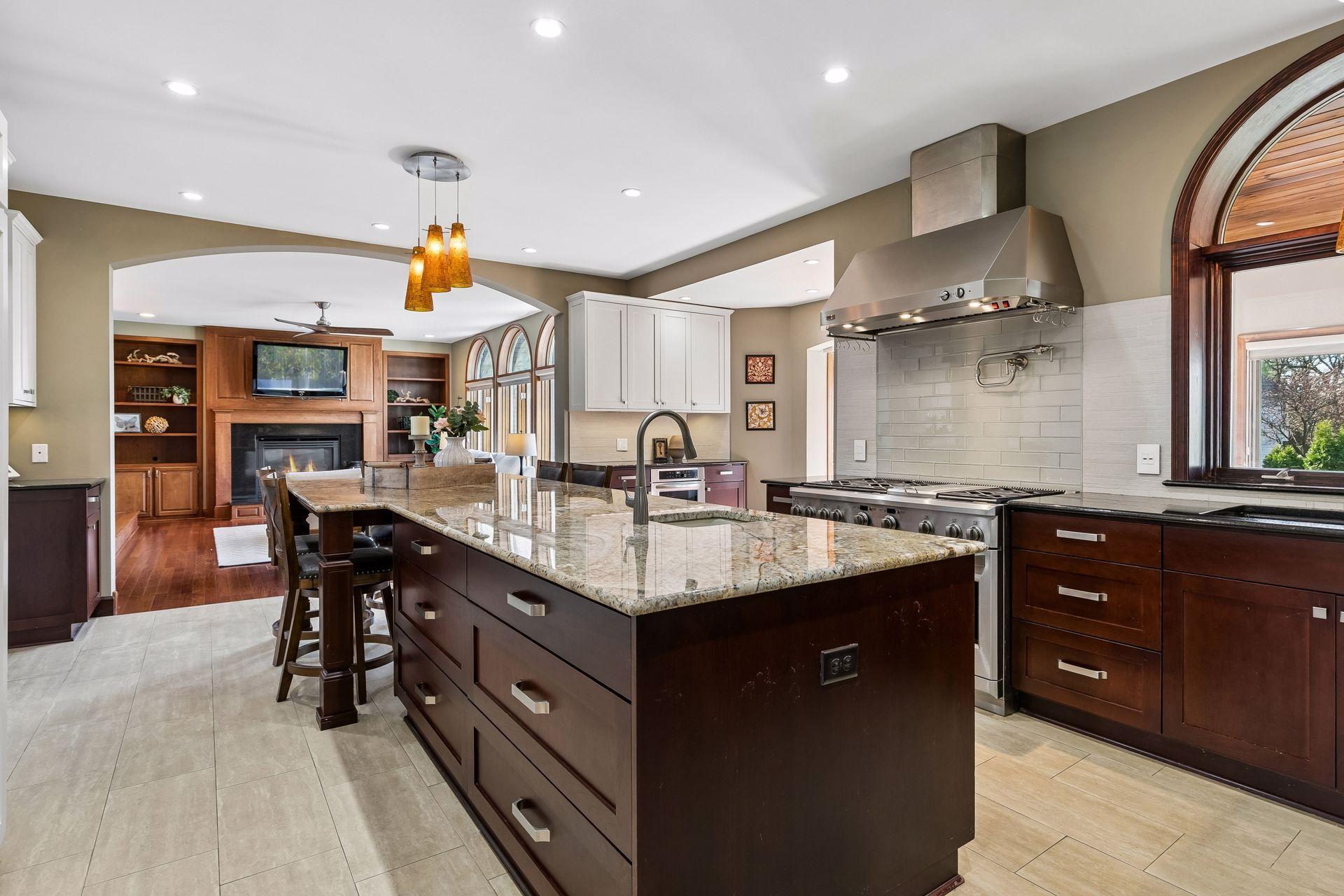 3820 Hunters Overlook Eagan, MN 55123 - Photo 14 of 62
