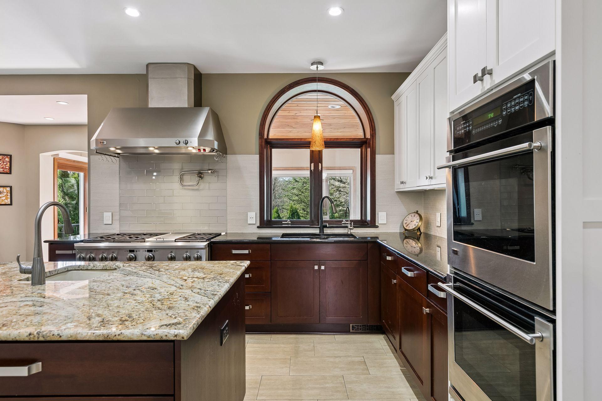3820 Hunters Overlook Eagan, MN 55123 - Photo 15 of 62