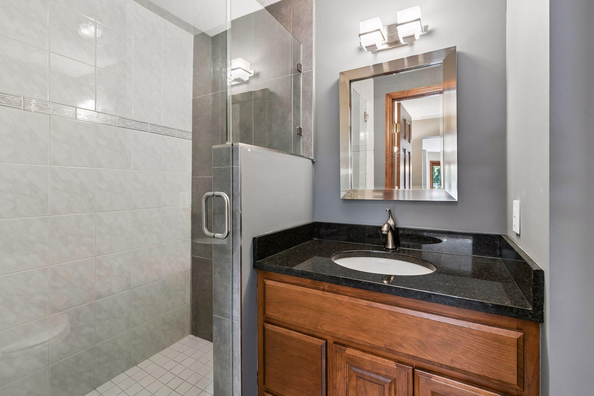 3820 Hunters Overlook Eagan, MN 55123 - Photo 56 of 62