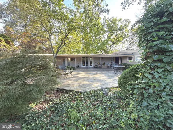 $324,900 | 4300 Meadowcrest Road, Harrisburg, PA 17112