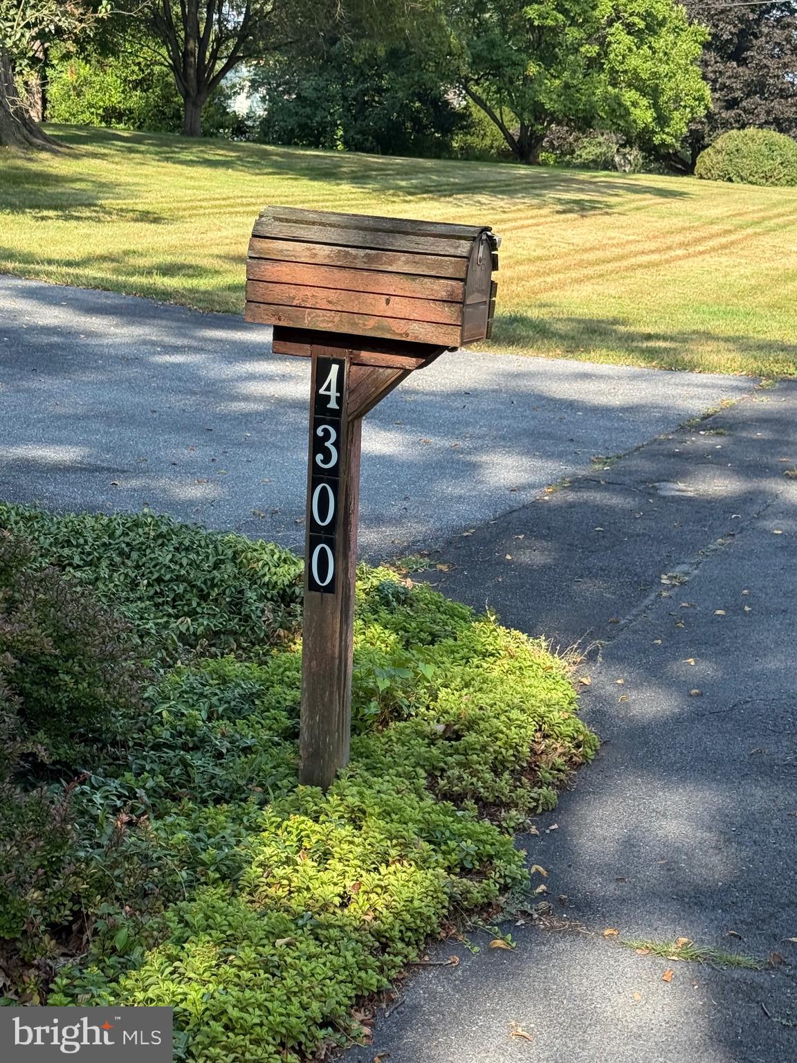 4300 Meadowcrest Road Harrisburg, PA 17112 - Photo 2 of 9