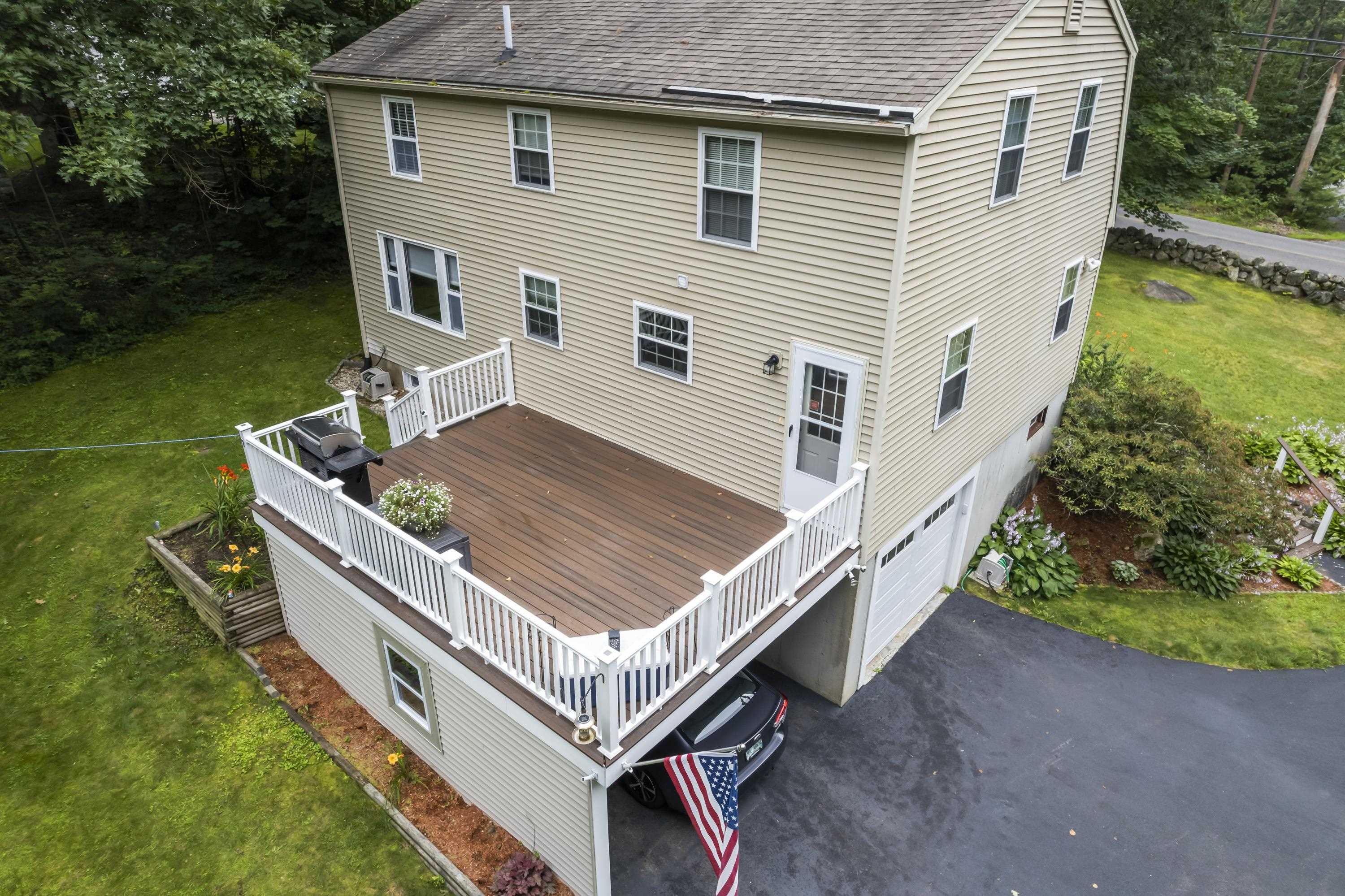 248 High Range Road Londonderry, NH 03053 - Photo 4 of 40