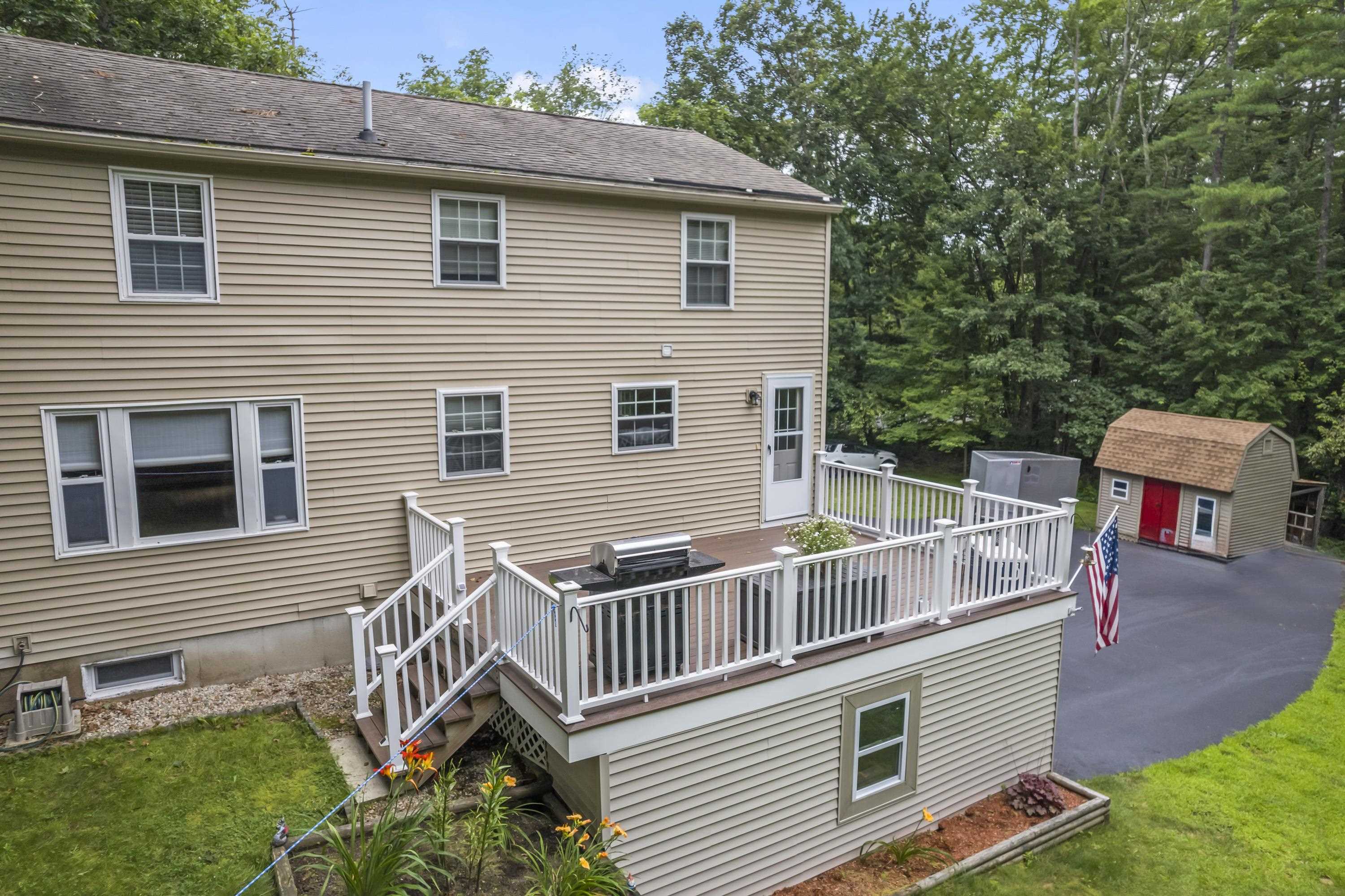 248 High Range Road Londonderry, NH 03053 - Photo 6 of 40