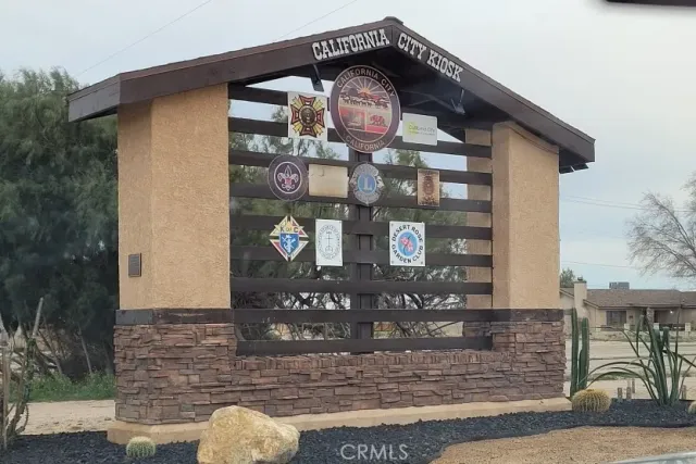 $15,500 | 10 Walpole, Edwards, CA 93523