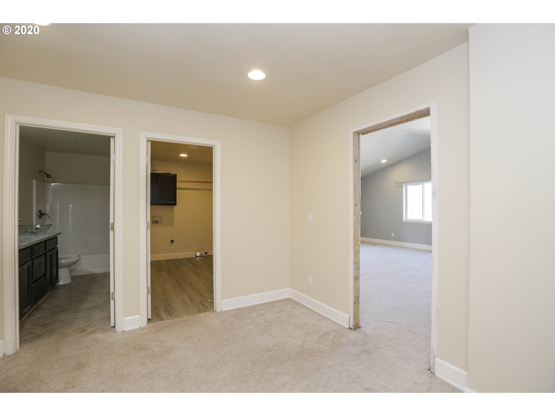6681 Ivy Street Springfield, OR 97478 - Photo 13 of 26 Gallery Image 13