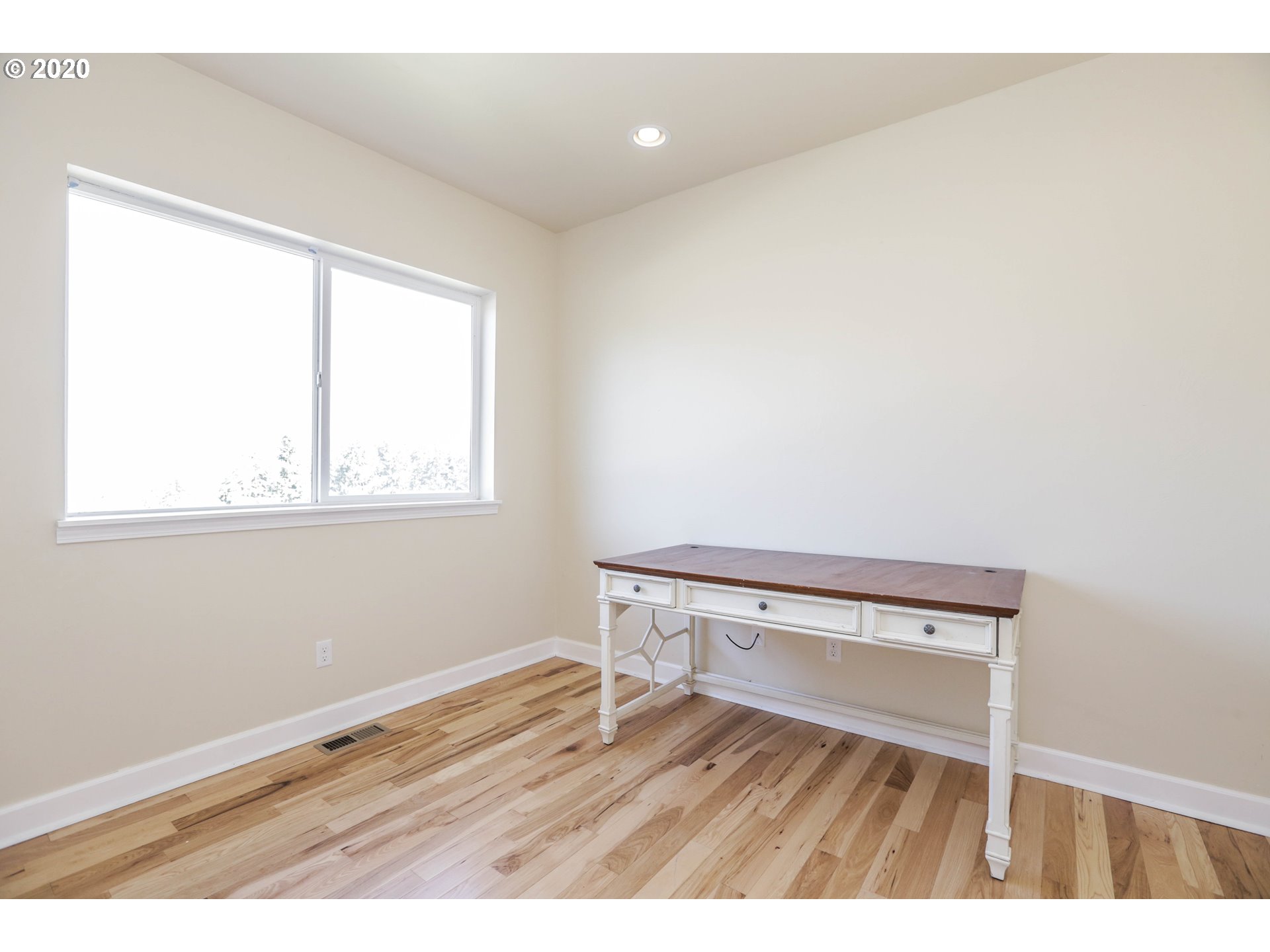 6681 Ivy Street Springfield, OR 97478 - Photo 8 of 26 Gallery Image 8
