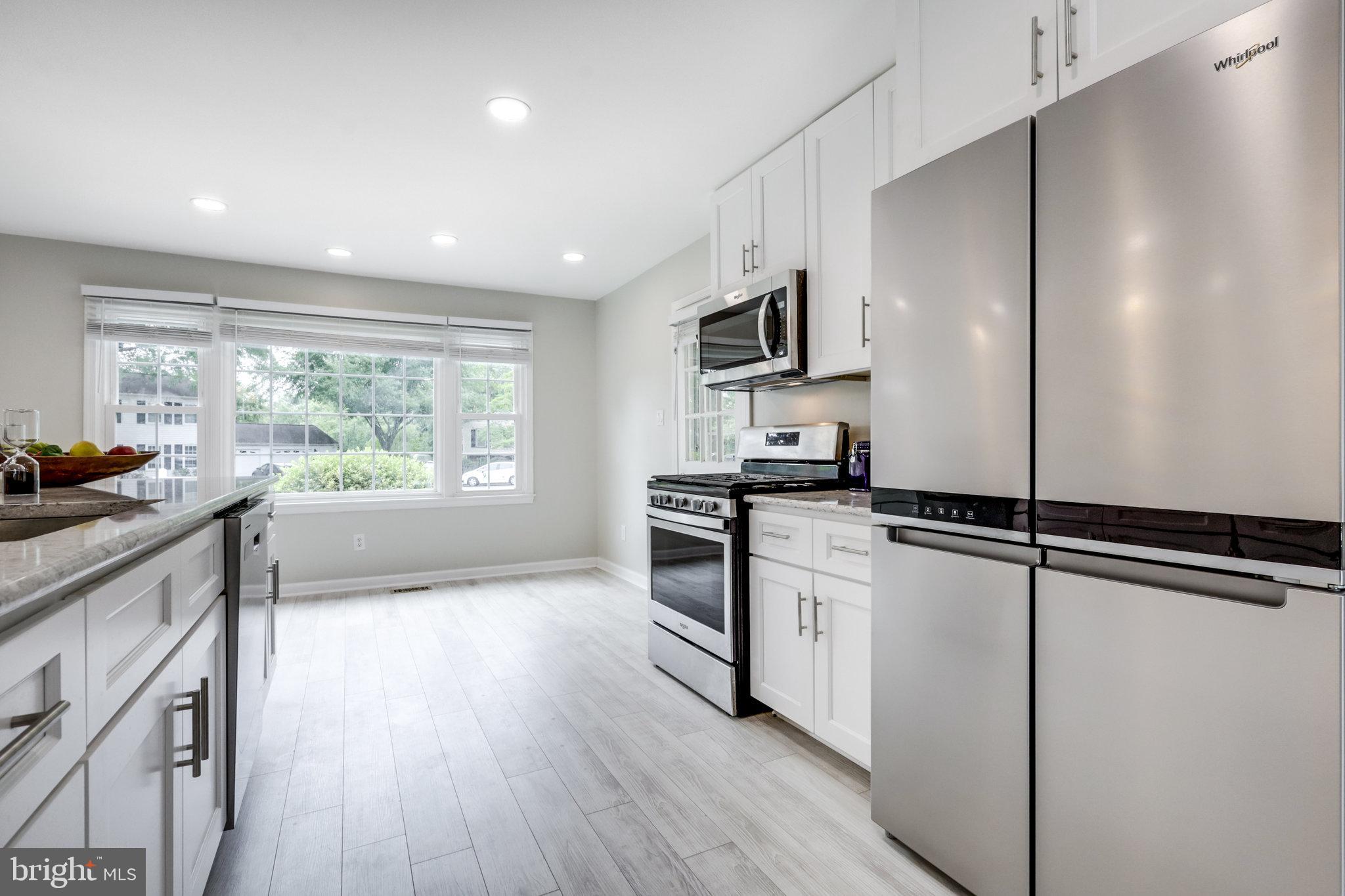 9526 Blackburn Drive Burke, VA 22015 - Photo 16 of 72