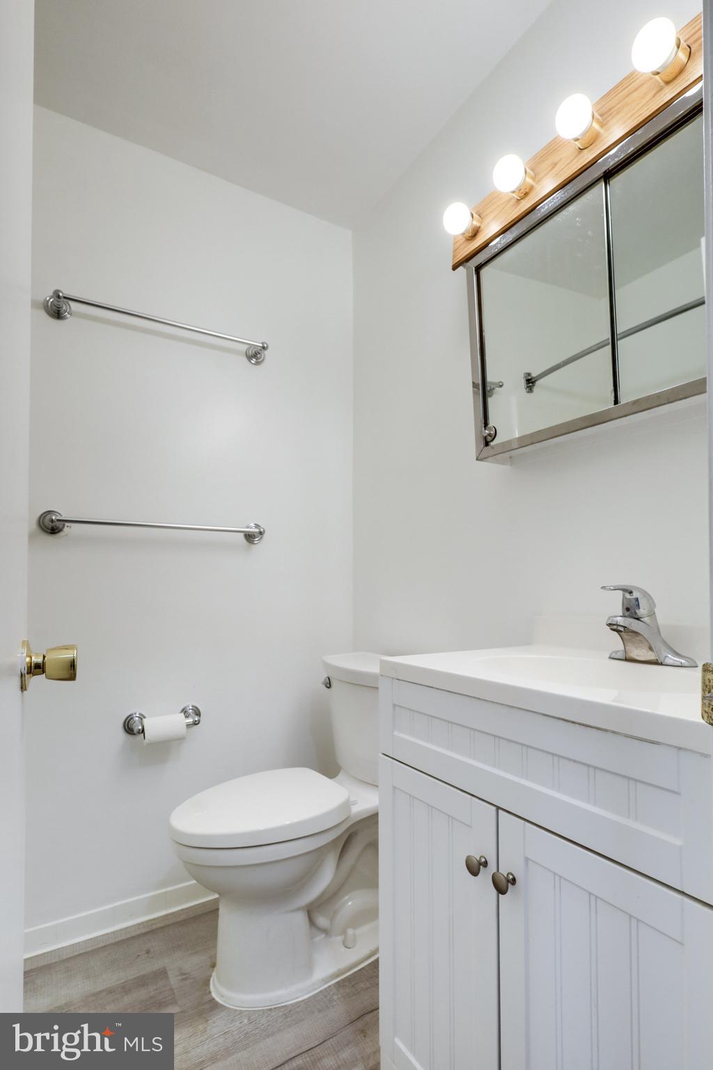 9526 Blackburn Drive Burke, VA 22015 - Photo 35 of 72