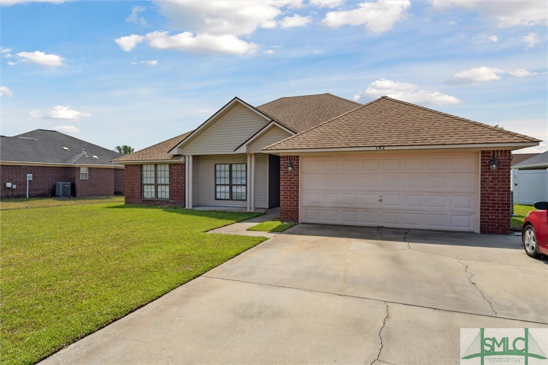 192 Wayfair Lane Hinesville, GA 31313 - Photo 3 of 44