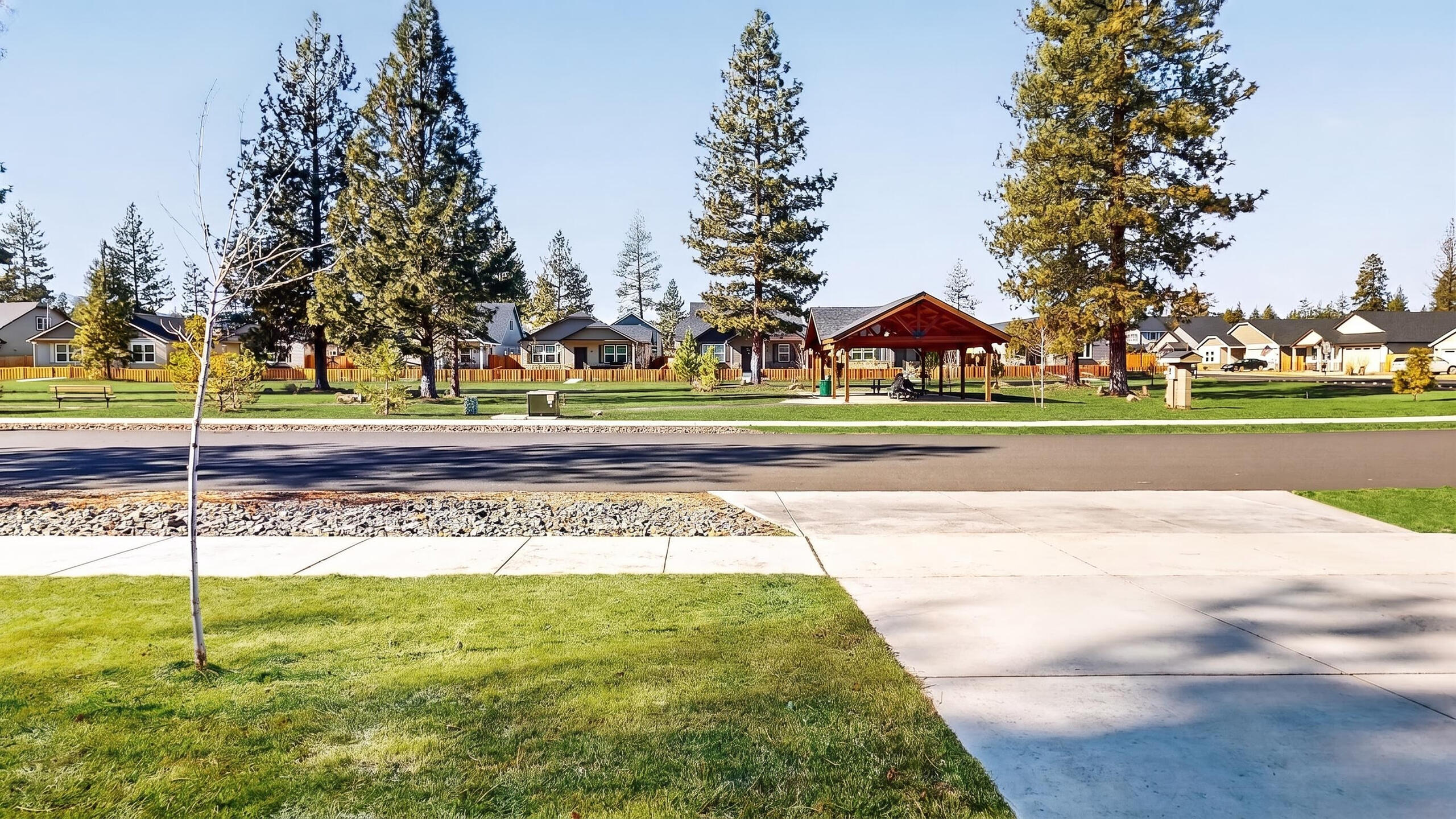680 McKinney Ranch Road Sisters, OR 97759 - Photo 3 of 41 a view of a park