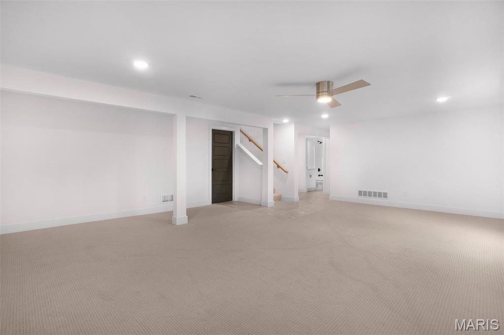 166 Pellin's, Unit 166 STB Washington, MO 63090 - Photo 6 of 16