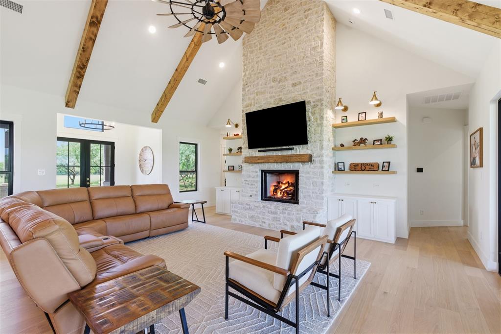 519 Reason Jones Road Valley View, TX 76272 - Photo 7 of 40