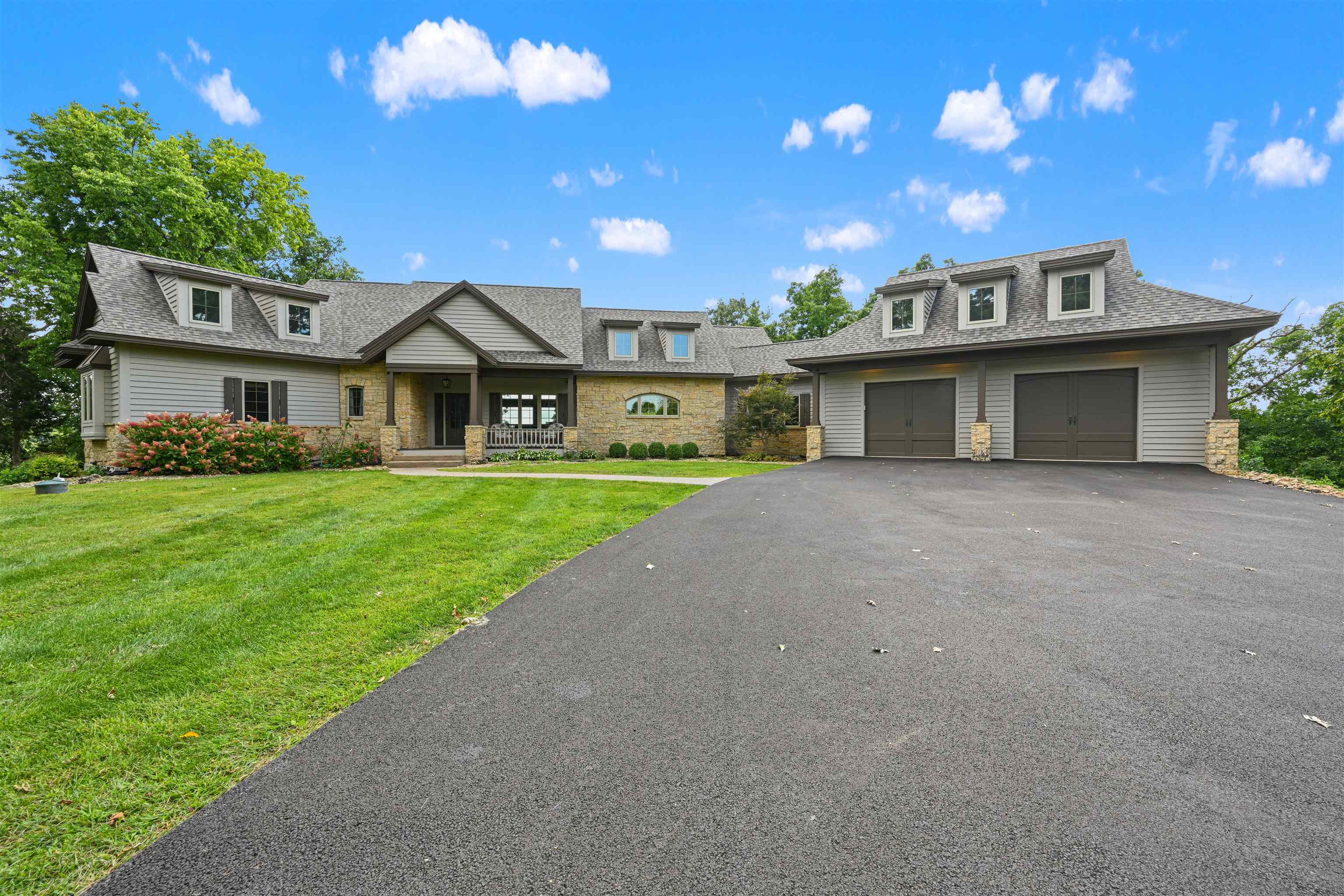 19 Cedar Rim Trail Galena, IL 61036 - Photo 3 of 45