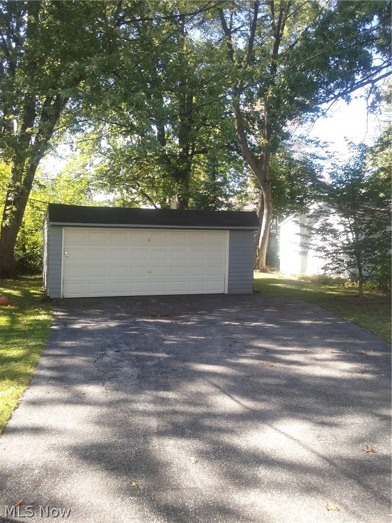1000 Yellowstone Road Cleveland Heights, OH 44121 - Photo 20 of 24