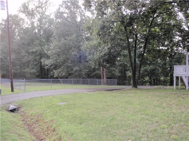 1216 Blake Road Lyles, TN 37098 - Photo 4 of 18 Gallery Image 4