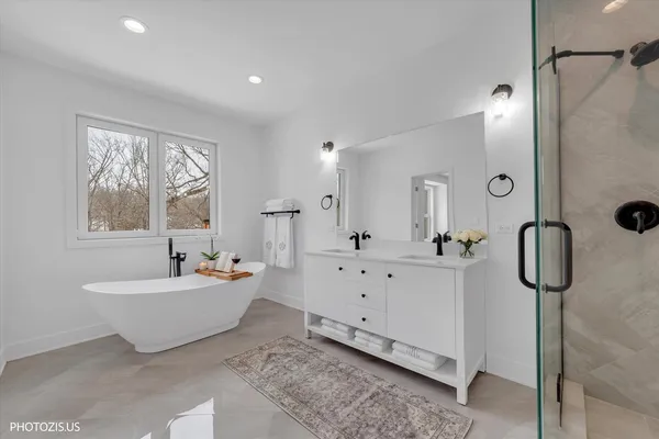 $975,000 | 615 Harper Drive, Algonquin, IL 60102