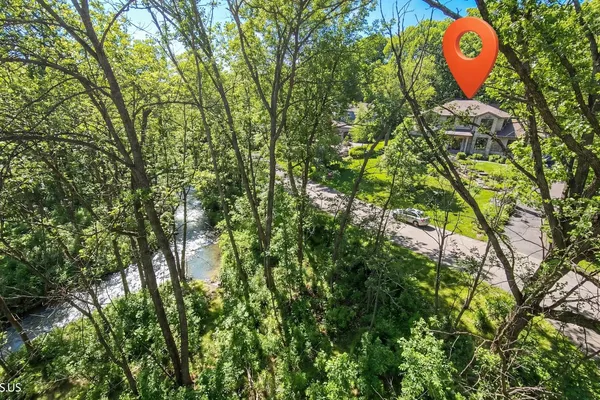 $975,000 | 615 Harper Drive, Algonquin, IL 60102