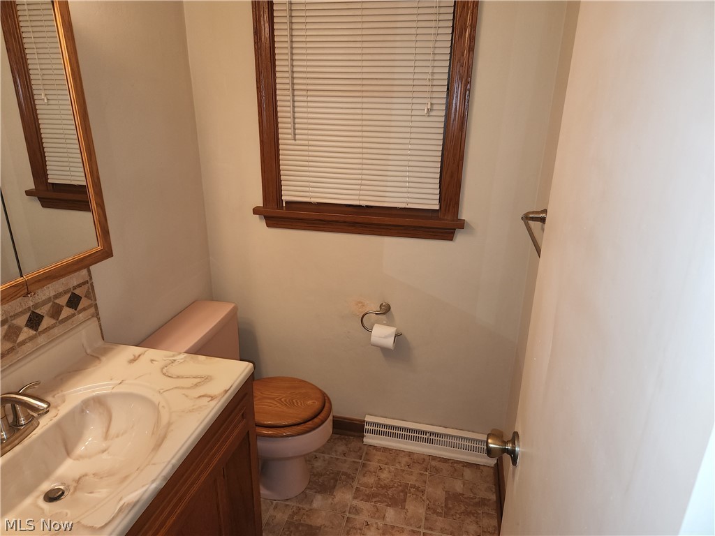 9740 Struthers Road New Middletown, OH 44442 - Photo 27 of 35 Half Bath