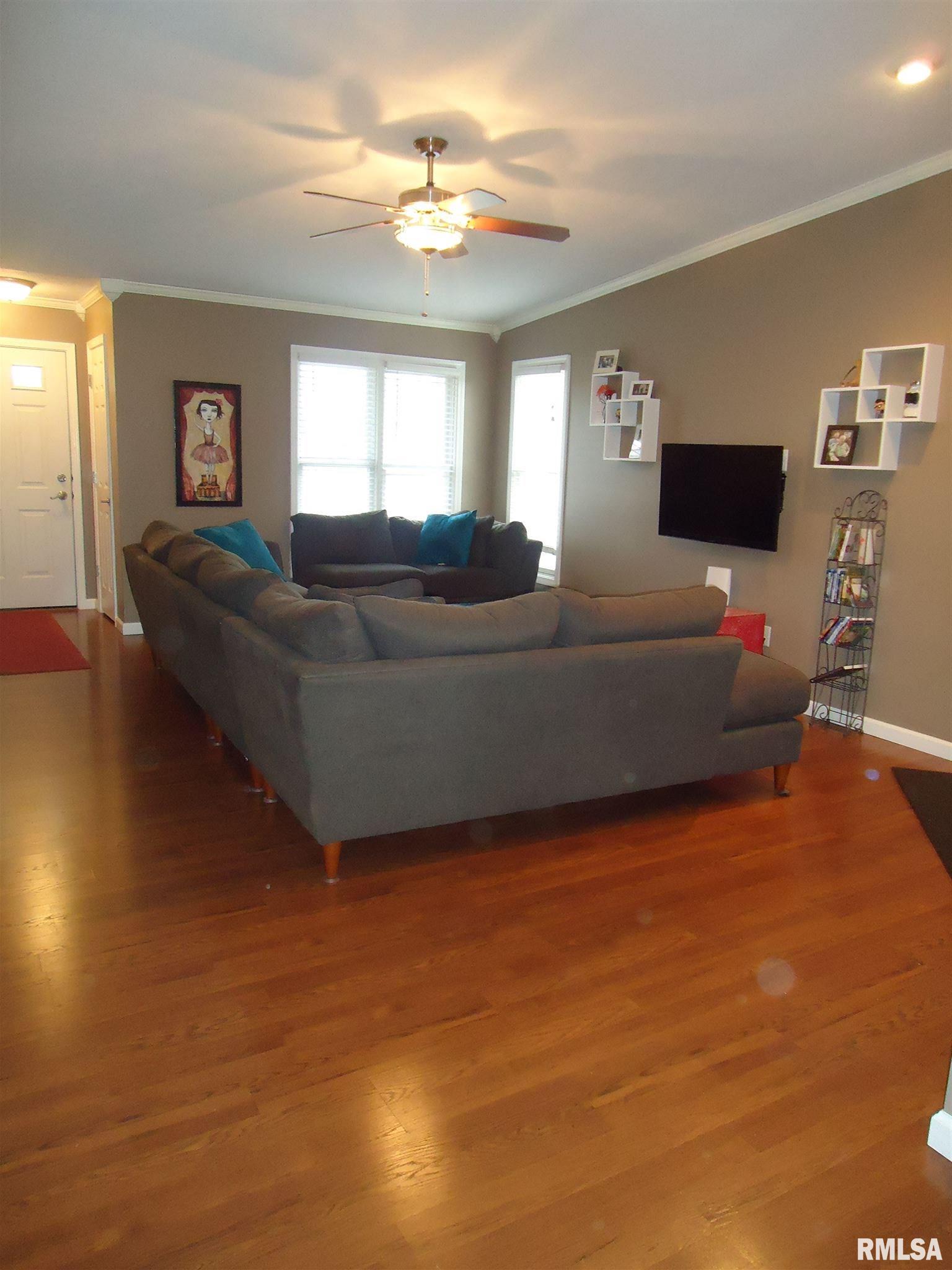 2407 Knoxville Drive Springfield, IL 62711 - Photo 4 of 25