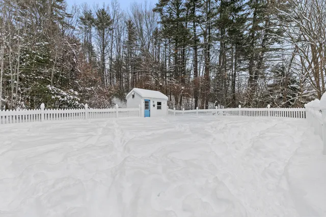 $549,900 | 37 High Street, Hollis Center, ME 04042