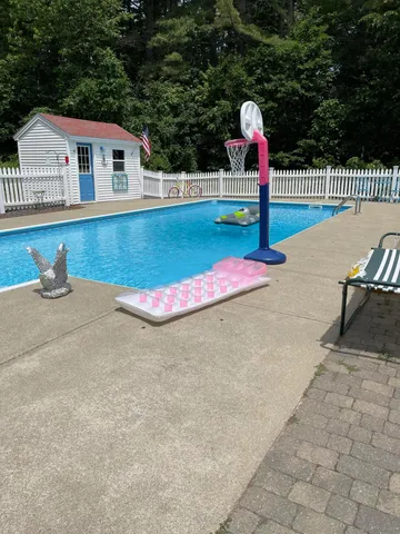 $549,900 | 37 High Street, Hollis Center, ME 04042