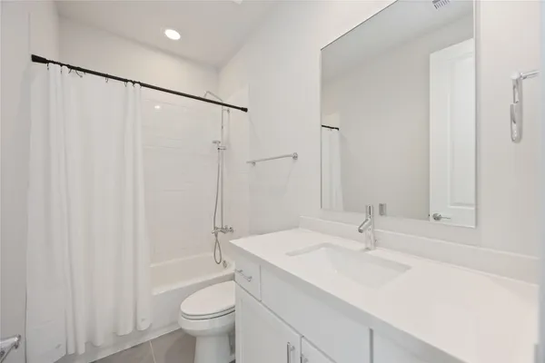 $3,500 | 610 Delmar Street, Houston, TX 77023
