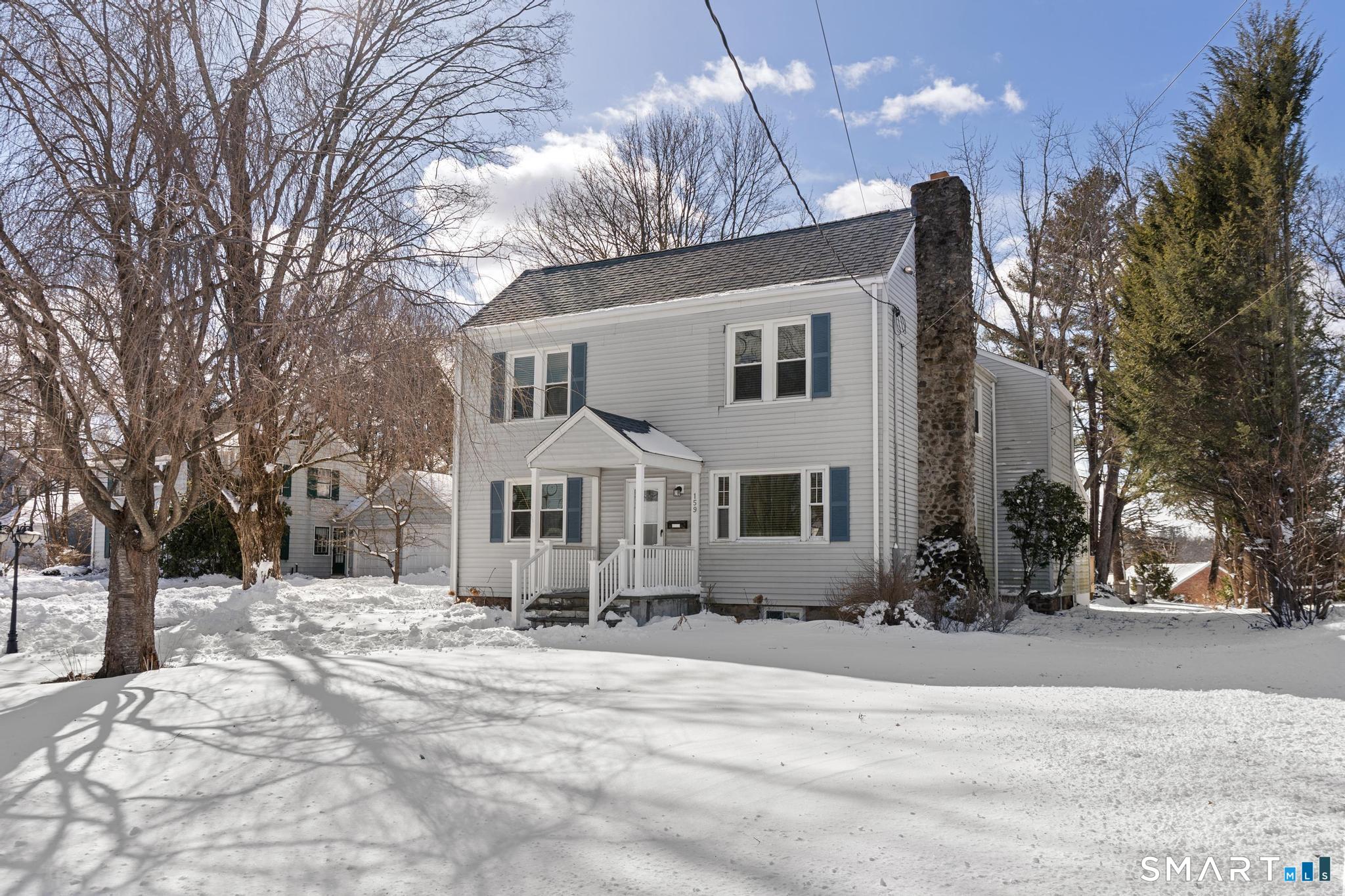 159 Ridgewood Road West Hartford, CT 06107 - Photo 1 of 48