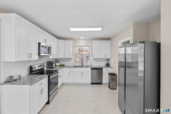 $3,950 | 159 Ridgewood Road, West Hartford, CT 06107