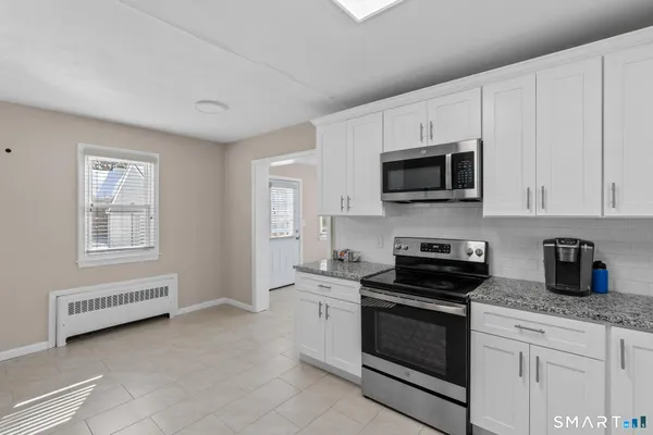 $3,950 | 159 Ridgewood Road, West Hartford, CT 06107