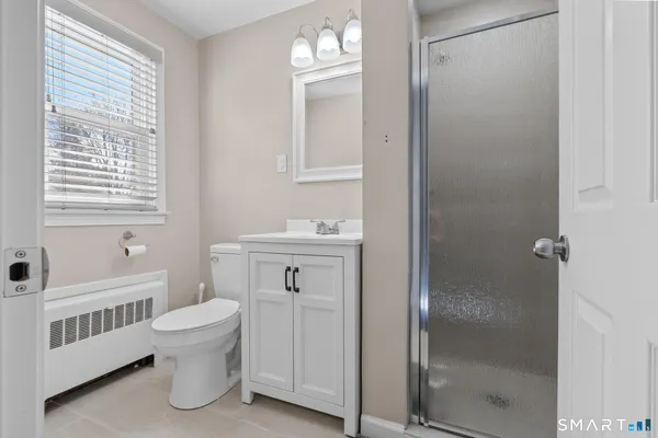 $3,950 | 159 Ridgewood Road, West Hartford, CT 06107