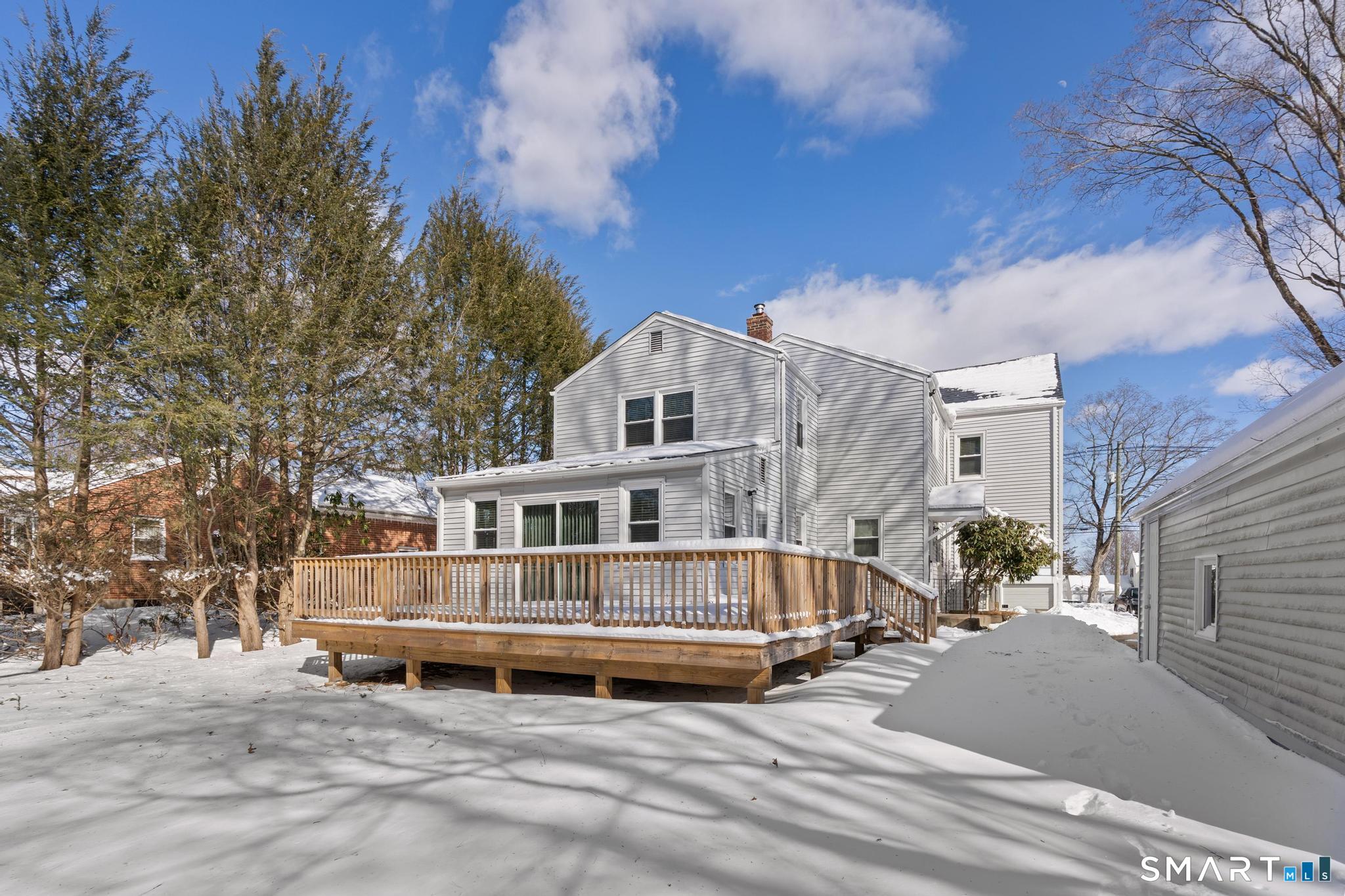 159 Ridgewood Road West Hartford, CT 06107 - Photo 39 of 48