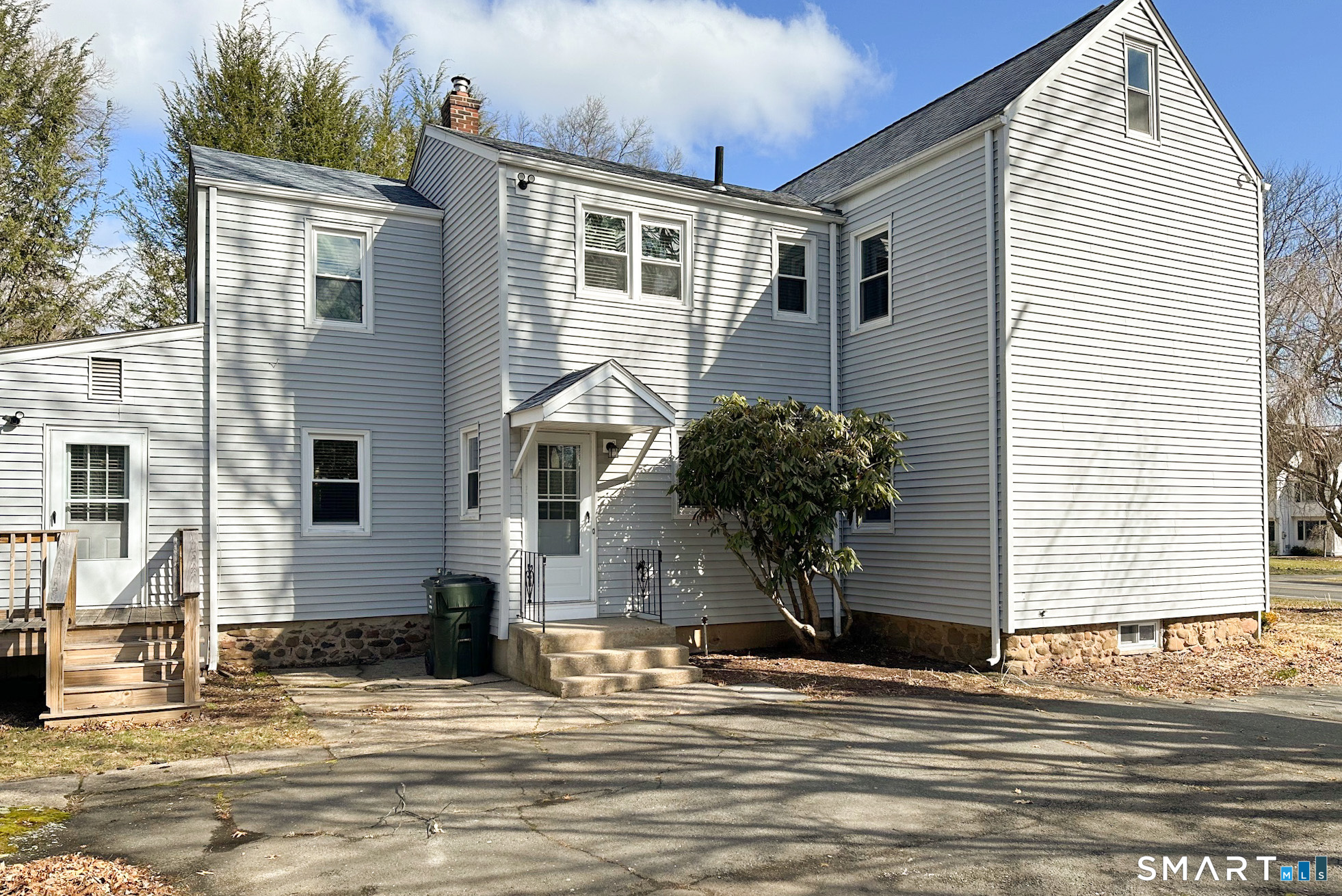 159 Ridgewood Road West Hartford, CT 06107 - Photo 40 of 48