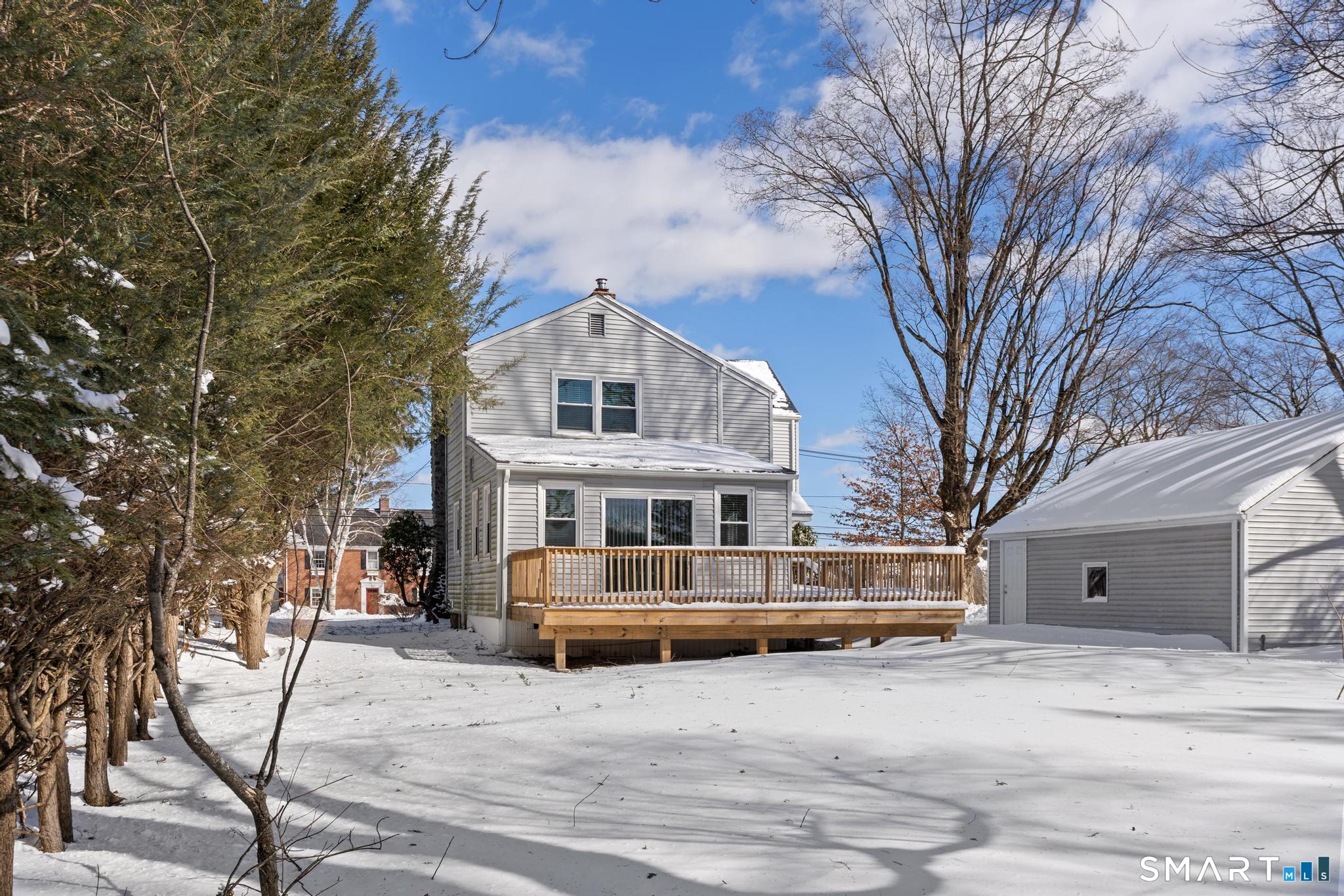 159 Ridgewood Road West Hartford, CT 06107 - Photo 41 of 48