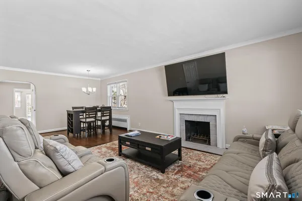 $3,950 | 159 Ridgewood Road, West Hartford, CT 06107